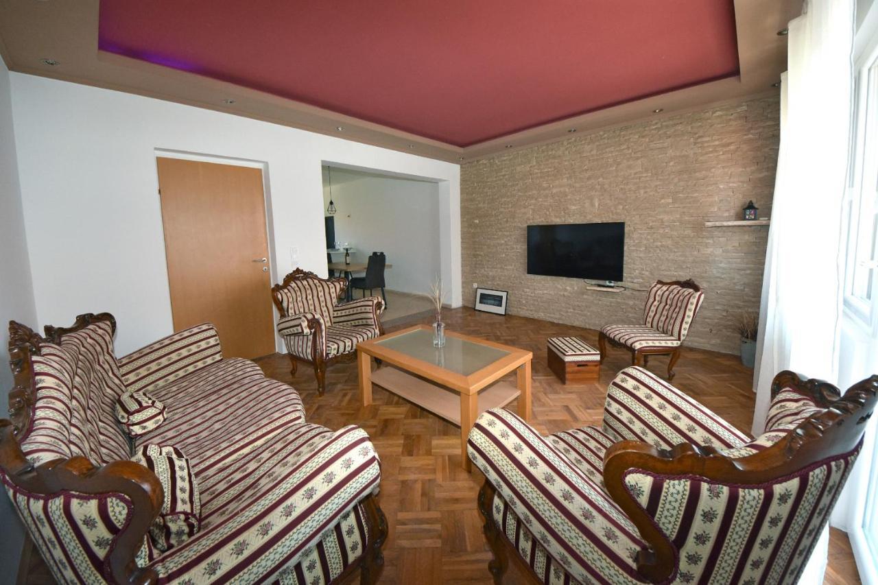 Family Apartment Sara Zadar Exterior photo